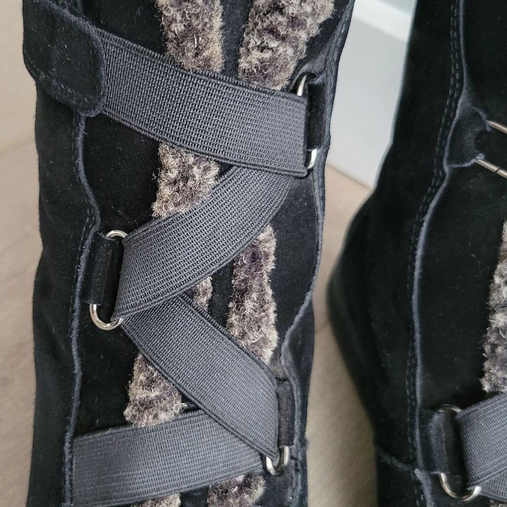Stuart Weitzman Black Suede Boots Size 8 - Picture 11 of 11